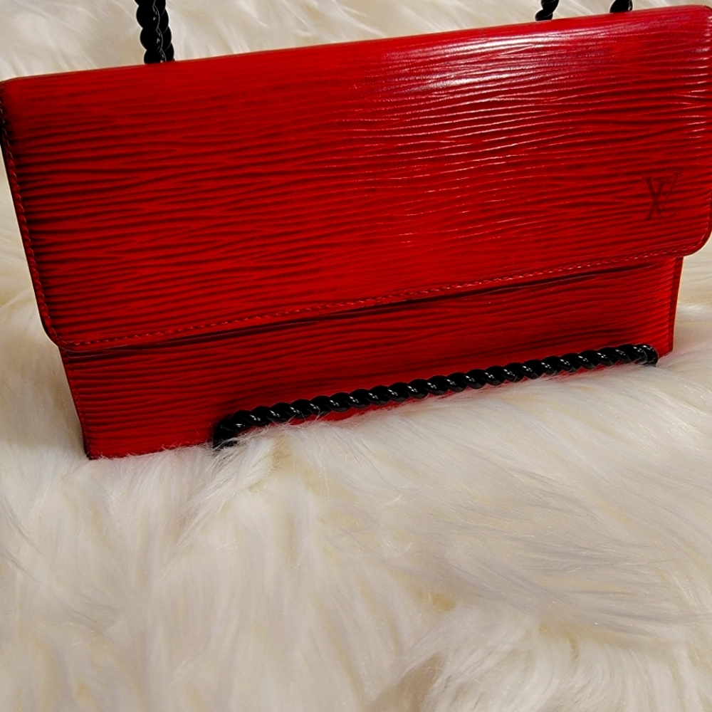 Vintage red LV Epi folded wallet